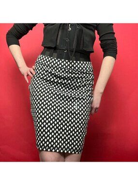 George / Black and white polkadot pencil skirt 🖤🤍
